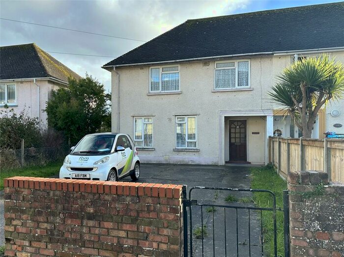 Semi-Detached House To Rent In Merchants Park, Pembroke, Pembrokeshire, SA71
