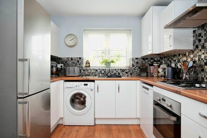 2 Bedroom Semi-Detached House For Sale In Yeats Road, Stratford-Upon-Avon, CV37