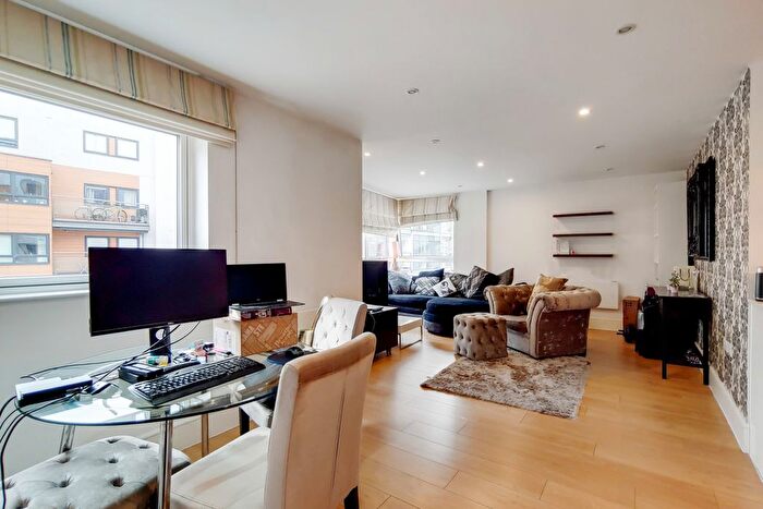 1 Bedroom Flat To Rent In Eagle Wharf Road, N1
