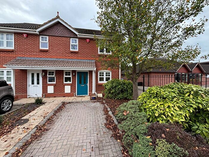 3 Bedroom End Of Terrace House To Rent In Mitford Close, Three Mile Cross, Reading, RG7