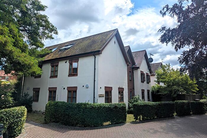 2 Bedroom Flat To Rent In Romsey Cupernham Lane Unfurnished, SO51