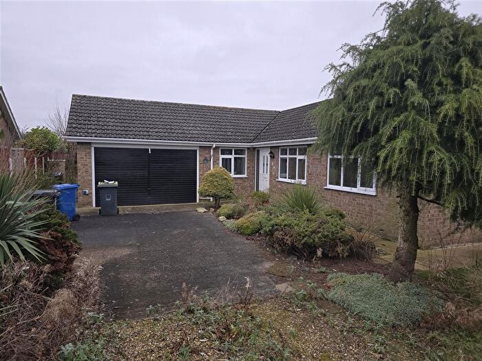 3 Bedroom Detached Bungalow For Sale In Scothern Lane, Langworth, Lincoln, LN3
