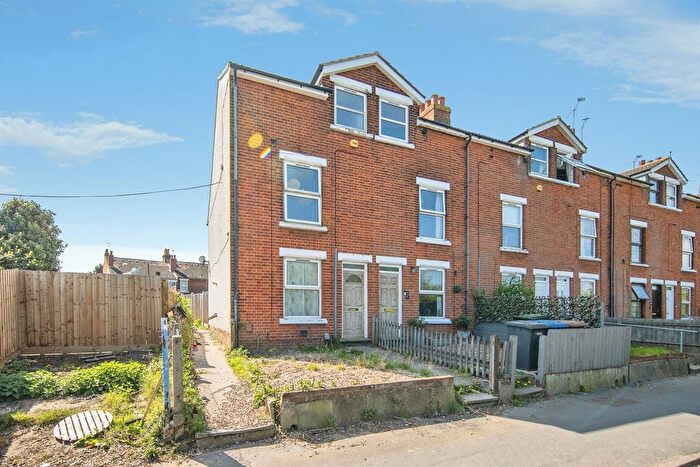 3 Bedroom End Terrace House For Sale In Bramford Lane, Ipswich, IP1