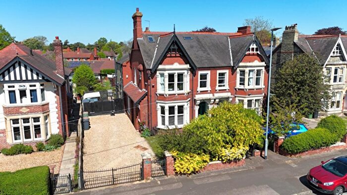 6 Bedroom Semi-Detached House For Sale In Eastfield Road, Eastfield, Peterborough, PE1