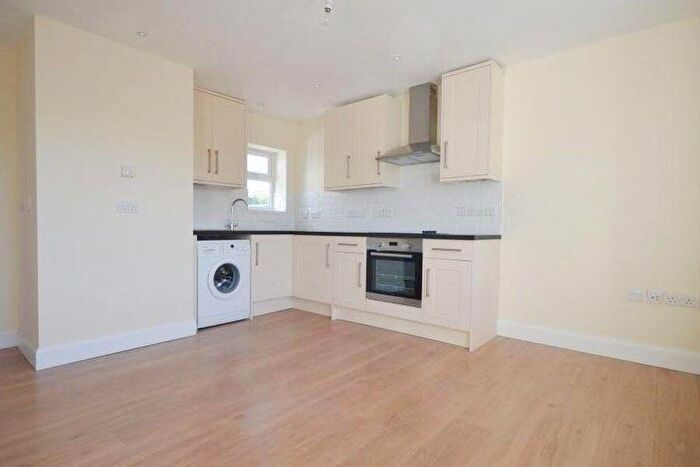 1 Bedroom Flat To Rent In Yateley, GU46
