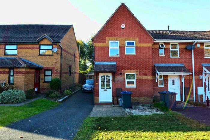 2 Bedroom End Of Terrace House To Rent In Knowle Close, Rednal, Birmingham, West Midlands, B45