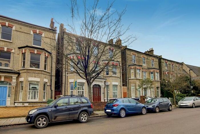2 Bedroom Flat To Rent In Lambert Road, Brixton, London, SW2