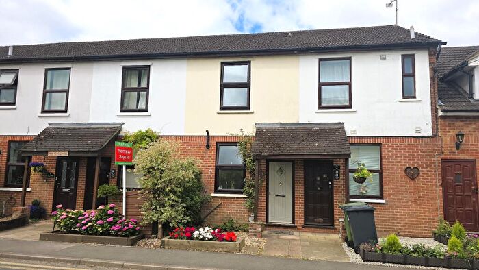 2 Bedroom Cottage To Rent In Heritage Cottages, Glaziers Lane, Normandy, Guildford, GU3