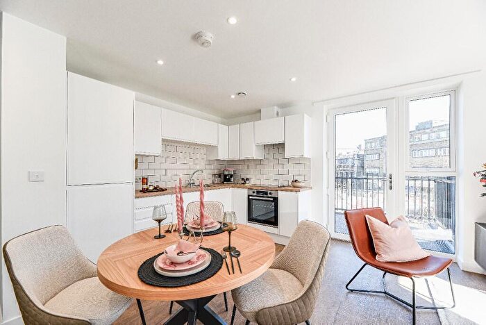 2 Bedroom Apartment To Rent In Bolt Works, Lister Lane, Halifax, West Yorkshire, HX1