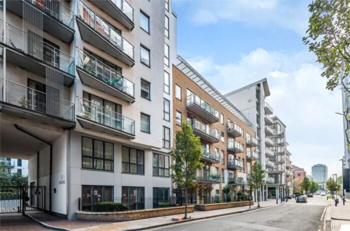 2 Bedroom Flat To Rent In Maestro Apartments, Violet Road, E3