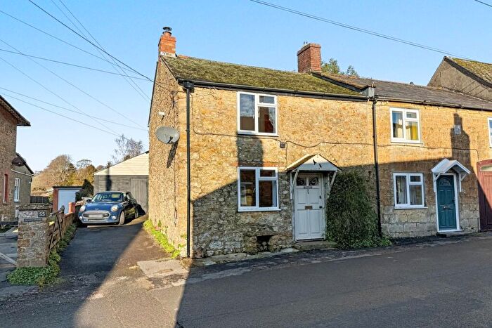 2 Bedroom End Of Terrace House For Sale In Beaminster, DT8