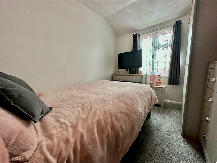 3 Bedroom Detached Bungalow For Sale In Fakes Road, Hemsby, NR29