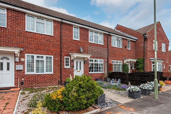 2 Bedroom Terraced House For Sale In Meadow Avenue, Locks Heath, SO31
