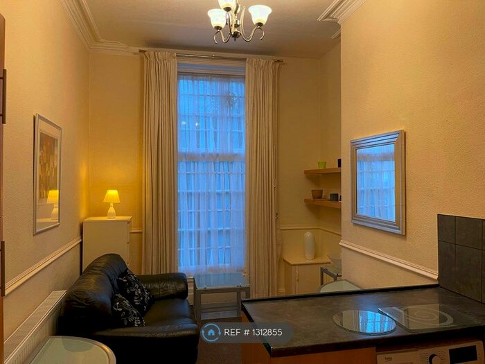 1 Bedroom Flat To Rent In Peel Street, Liverpool L8