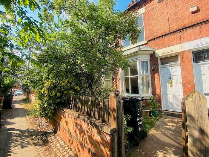 2 Bedroom Terraced House To Rent In Woodbine Avenue, LE2