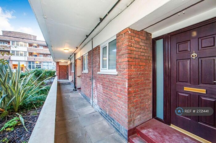 1 Bedroom Maisonette To Rent In Caistor House, London, SW12