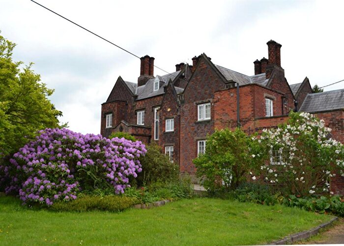 1 Bedroom Flat To Rent In Tall Chimneys, Betchton, CW11