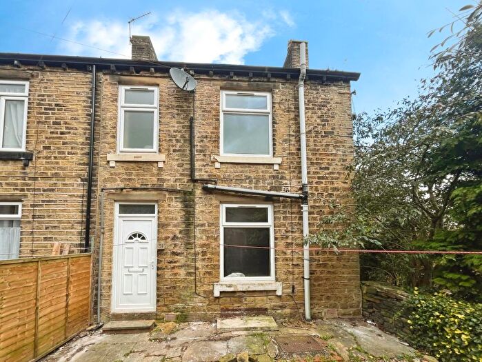 1 Bedroom Terraced House To Rent In Longwood Road, Longwood, Huddersfield, HD3