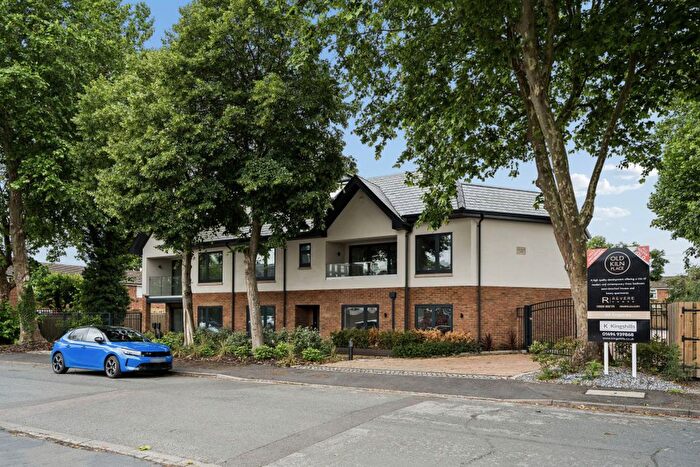 2 Bedroom Flat To Rent In Old Kiln Road, Flackwell Heath, High Wycombe, HP10
