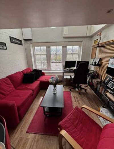 1 Bedroom Flat To Rent In Schoolhouse Yard, London, London, London, SE18