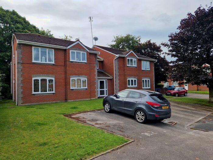 1 Bedroom Flat To Rent In Kingfisher Close, Madeley, Crewe, CW3