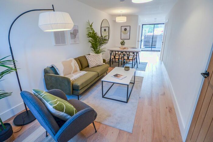 3 Bedroom Terraced House To Rent In Regent Road, Altrincham, WA14