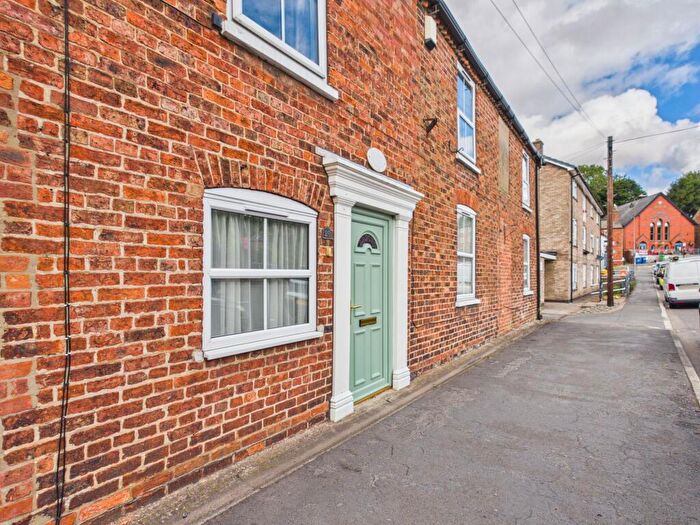 5 Bedroom Semi-Detached House For Sale In Horsemarket, Caistor, LN7