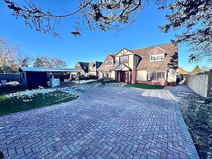 5 Bedroom Detached House For Sale In The Avenue, Ponteland, NE20