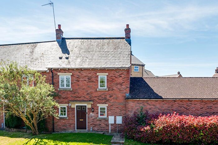 2 Bedroom End Of Terrace House To Rent In , School Road, Mawsley, NN14