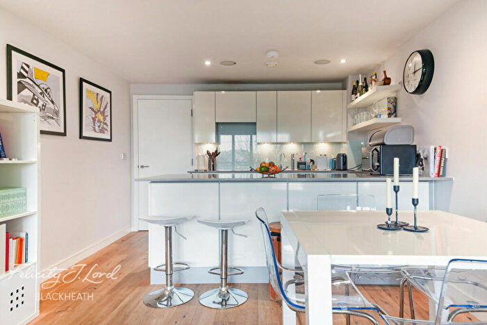 2 Bedroom Apartment For Sale In Seren Park Gardens, London, SE3