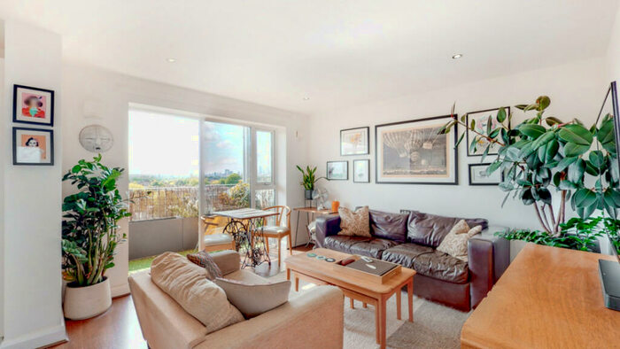 1 Bedroom Flat For Sale In Leyton Green Road, London, E10
