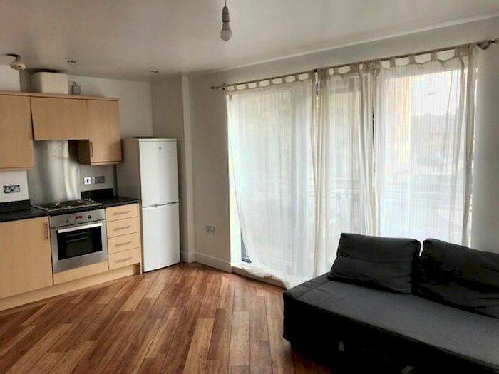 1 Bedroom Flat To Rent In Bamboo Court Woodmill Road, London, E5