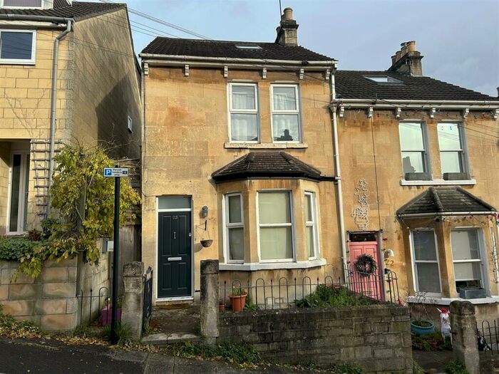 4 Bedroom House To Rent In Clarence Street, Bath, BA1