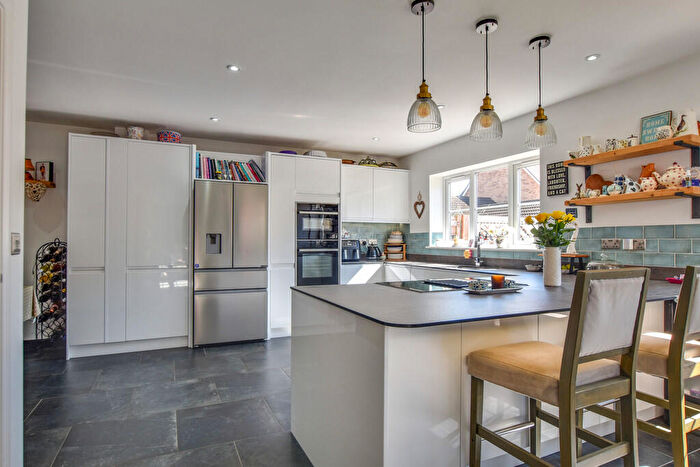 5 Bedroom Detached House For Sale In Gilders Road, Little Canfield, CM6