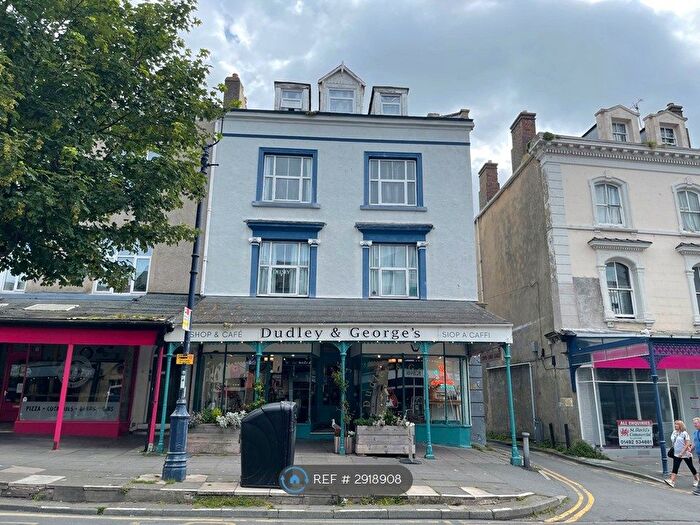 3 Bedroom Flat To Rent In Mostyn St, Llandudno, LL30