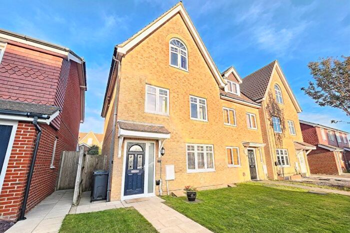 4 Bedroom Town House For Sale In David Newberry Drive, Lee-On-The-Solent, PO13