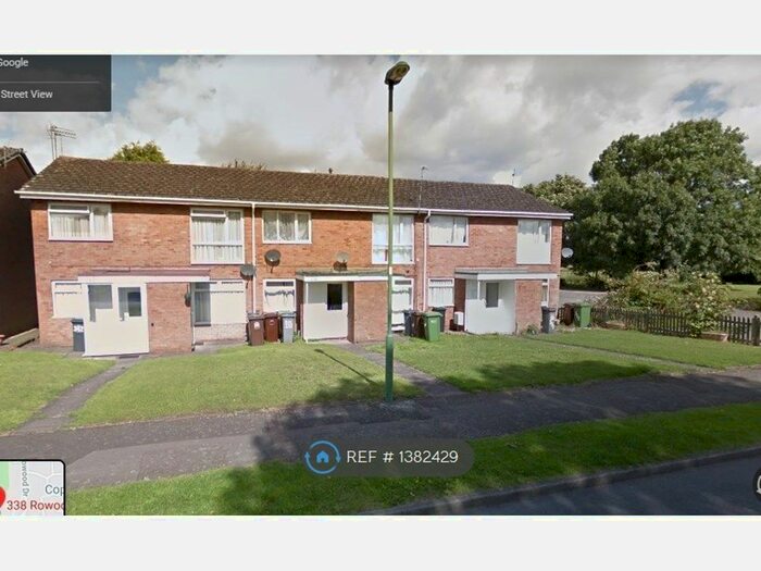 2 Bedroom Maisonette To Rent In Rowood Drive, Solihull, B92
