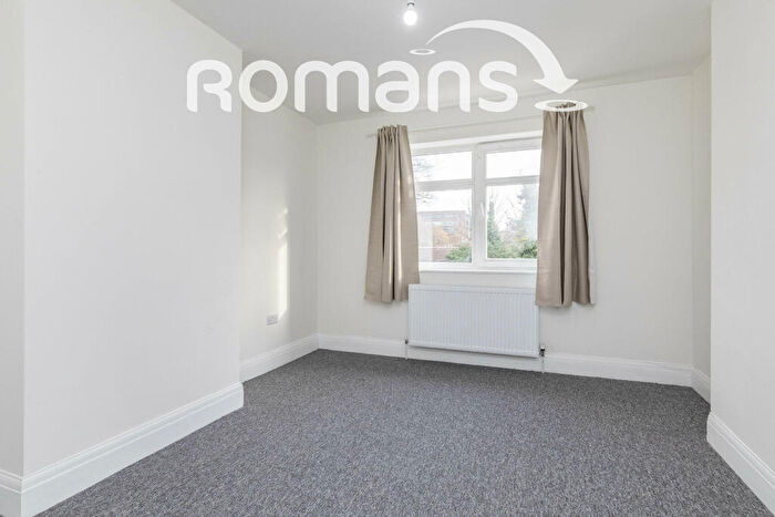 5 Bedroom Semi-Detached House To Rent In Southmead Road, Southmead, BS10