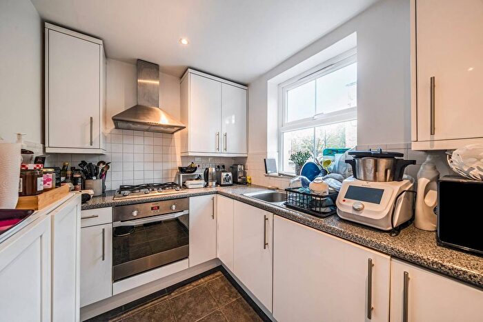 1 Bedroom Flat To Rent In Shirland Road, Little Venice, London, W9