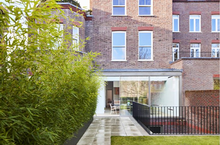 3 Bedroom Flat To Rent In Maresfield Gardens, Hampstead, NW3