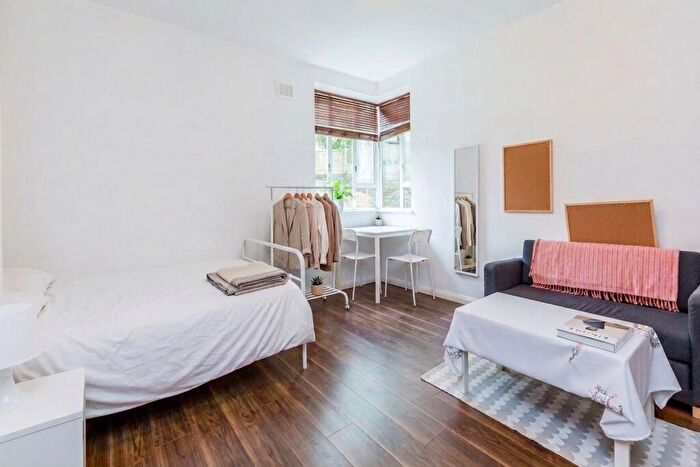 Studio For Sale In Britannia Row, Strang House Britannia Row, N1