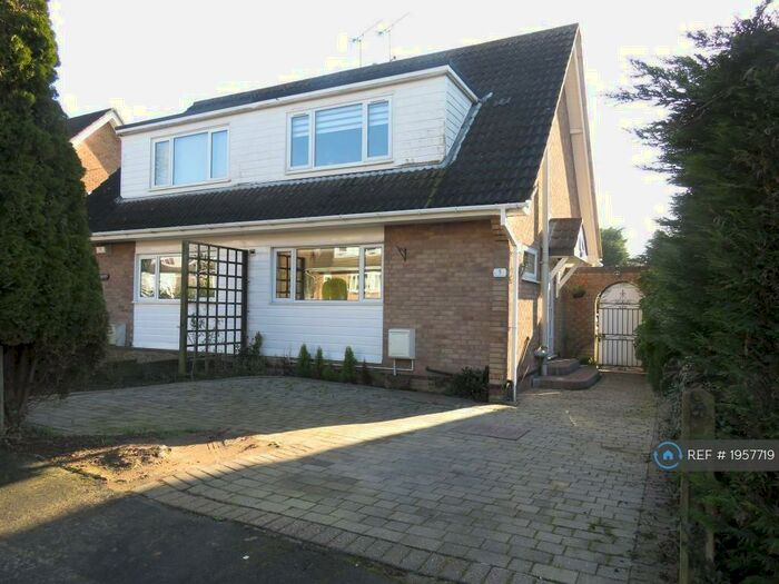 3 Bedroom Semi-Detached House To Rent In Milton Close, Wigston, LE18