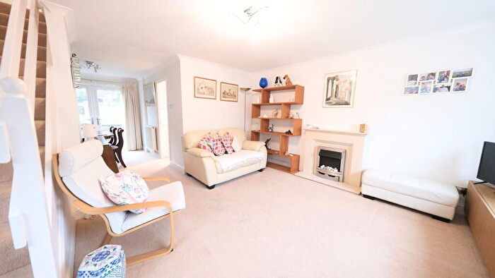 3 Bedroom Semi-Detached House For Sale In Stonechat Road, Billericay, CM11