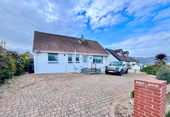 3 Bedroom House For Sale In Rockfield Drive, Llandudno, LL30