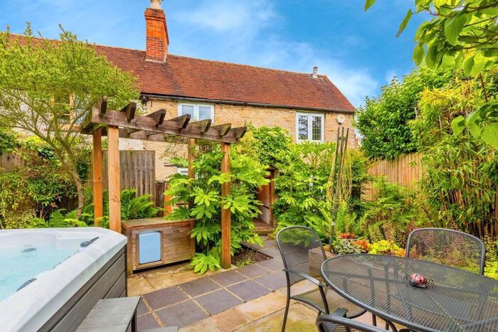 2 Bedroom End Of Terrace House For Sale In High Street, Pavenham, Bedford, Bedfordshire, MK43