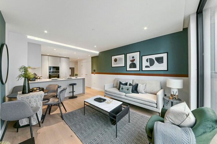 1 Bedroom Flat To Rent In Marsh Wall, South Quay Plaza, E14