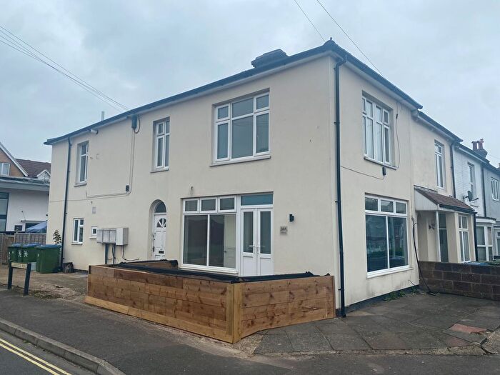 1 Bedroom Flat To Rent In Padwell Road, Bevois Valley, Southampton, Hampshire, SO14