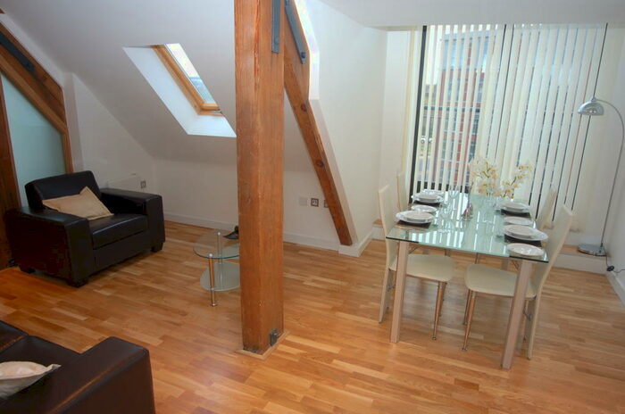 2 Bedroom Apartment To Rent In Roberts Wharf, Neptune Street, City Centre, LS9