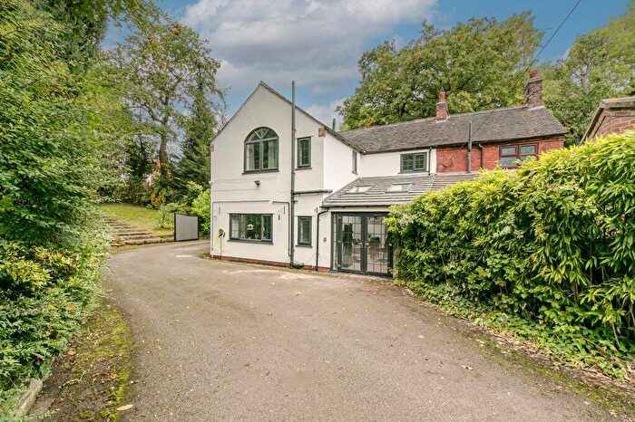 5 Bedroom Semi-Detached House For Sale In Macclesfield Road, Holmes Chapel, Crewe, Cheshire, CW4