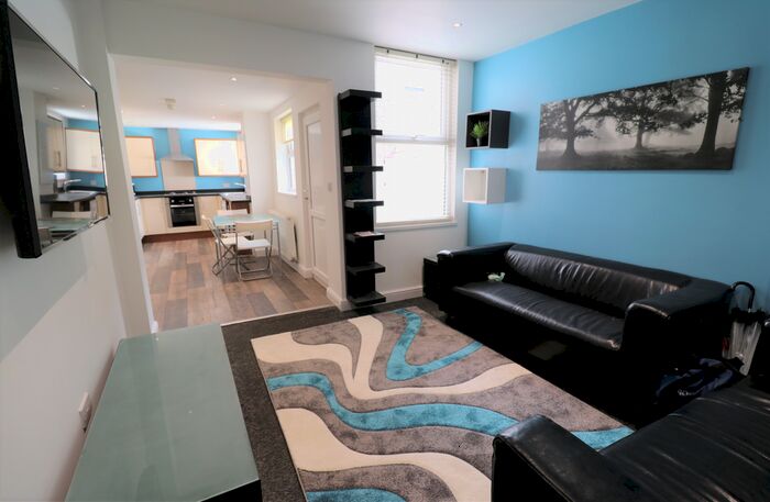 5 Bedroom Terraced House To Rent In Albert Edward Road, Liverpool, Merseyside, L7